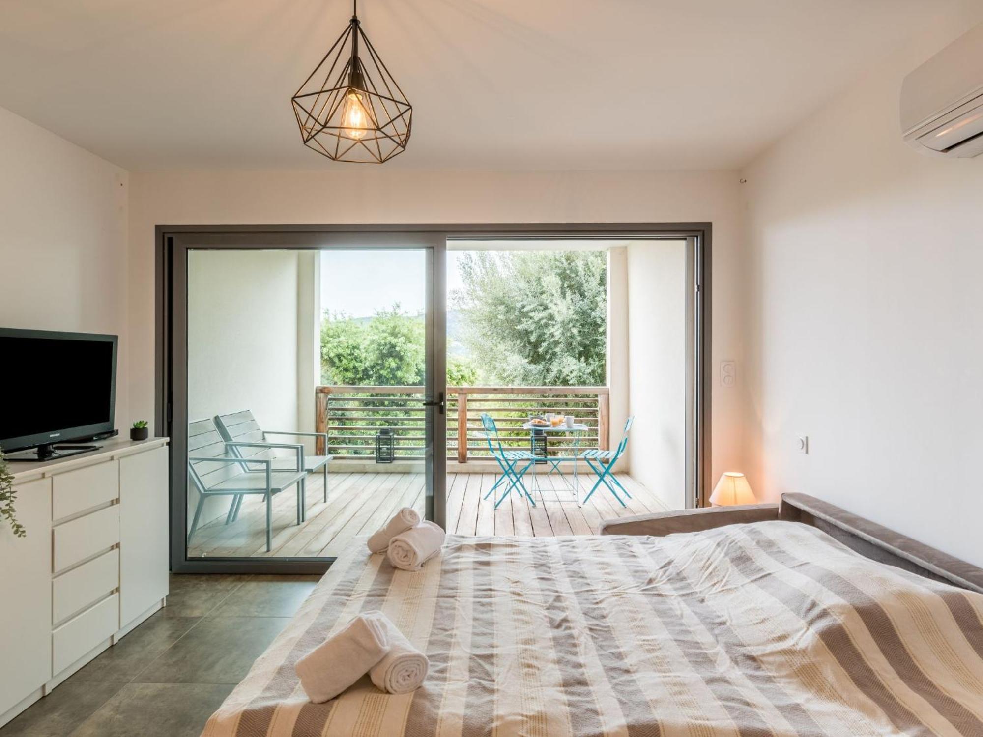 Studio Residence Cita Di Sali-5 By Interhome Порто-Векио Екстериор снимка